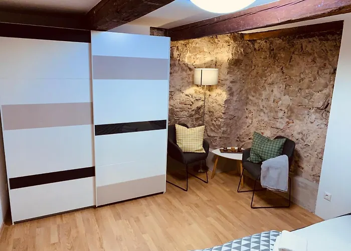 Felix Living 1, Zentrale 2-personen-wohnung, Ideal Fuer Business & Paare, Parkplatz 公寓