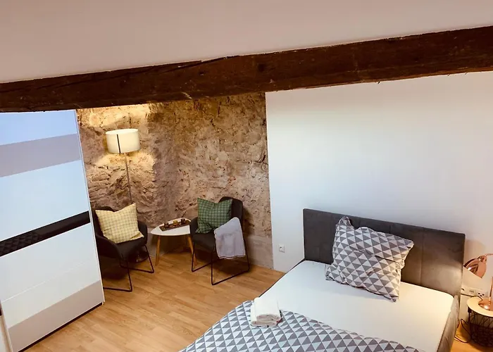 Felix Living 1, Modernes Für 2 Personen, Innenstadt, Smart Tv, Parkplatz Passau